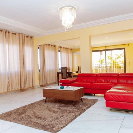 Loumia Premium Bonapriso Apartman Douala Kültér fotó