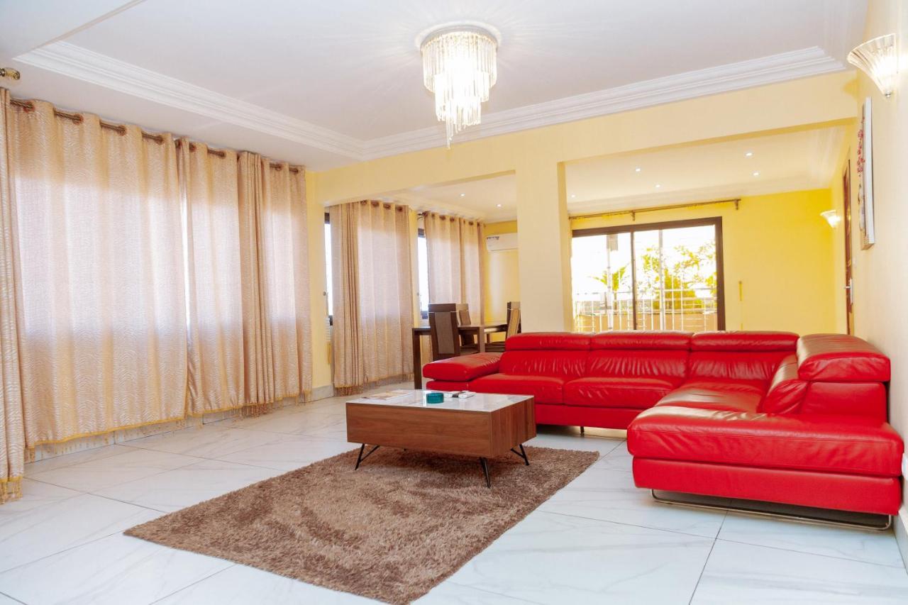 Loumia Premium Bonapriso Apartman Douala Kültér fotó